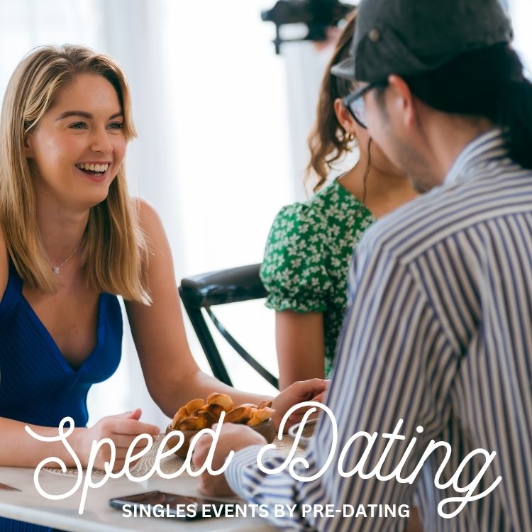 Sacramento attendees of Speed Dating in California enjoying the event!